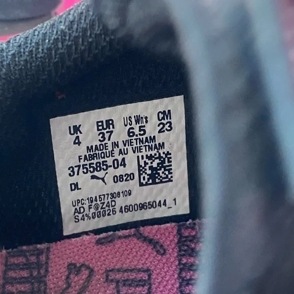 Black, white and hot pink Puma Sneakers - Picture 5 of 6